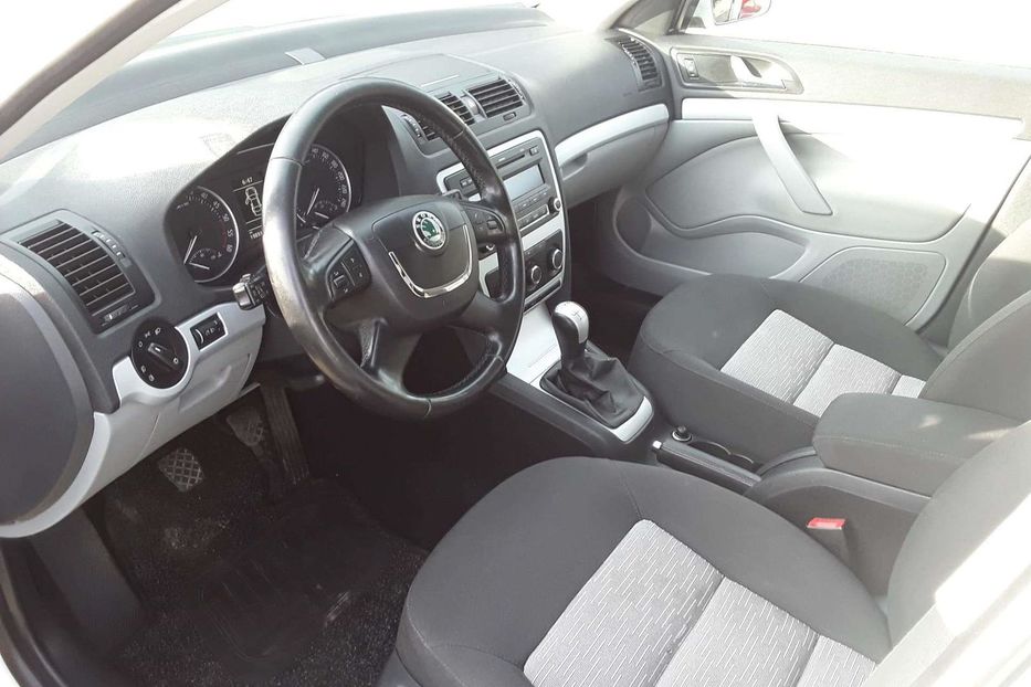 Продам Skoda Octavia 2010 года в Киеве