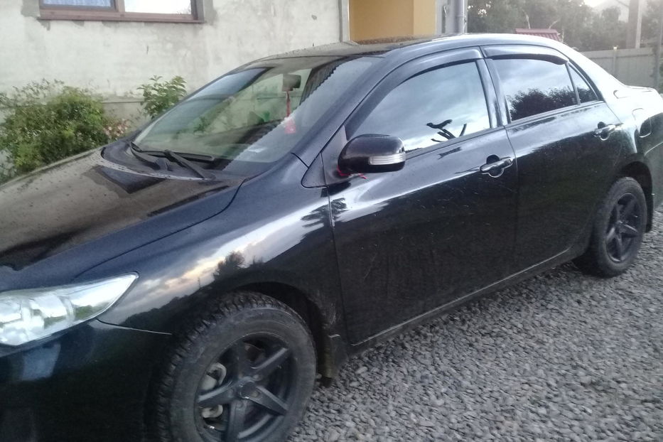 Продам Toyota Corolla 2010 года в Львове