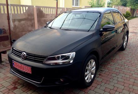 Продам Volkswagen Jetta 2014 года в Ровно