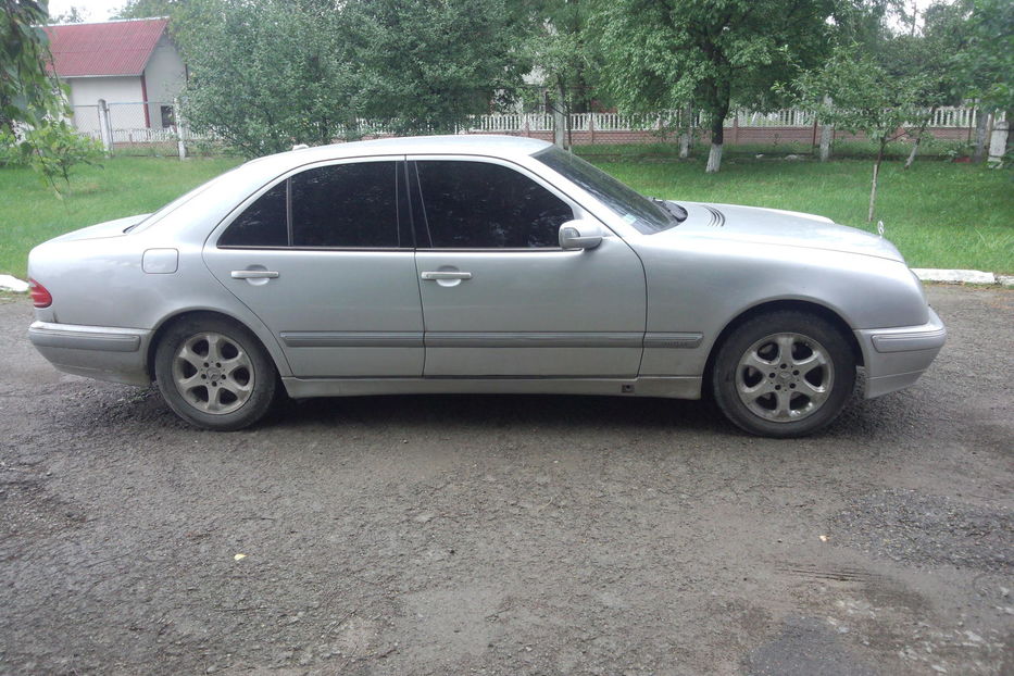 Продам Mercedes-Benz 210 2001 года в г. Чортков, Тернопольская область