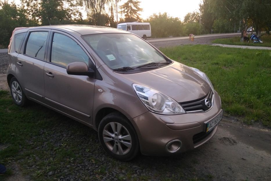 Продам Nissan Note 2013 года в Луцке