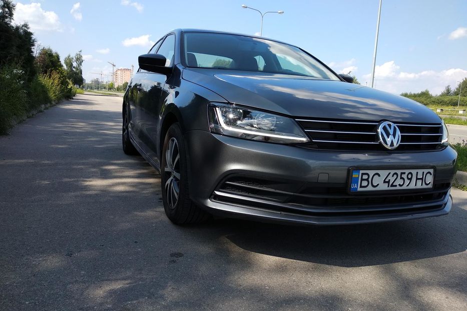 Продам Volkswagen Jetta VI 2016 года в Львове