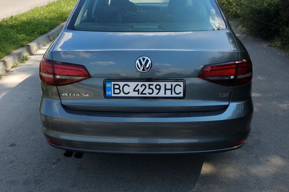 Продам Volkswagen Jetta VI 2016 года в Львове