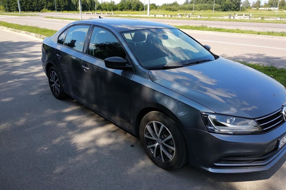 Продам Volkswagen Jetta VI 2016 года в Львове