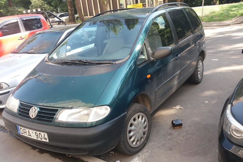 Продам Volkswagen Sharan 1996 года в Одессе