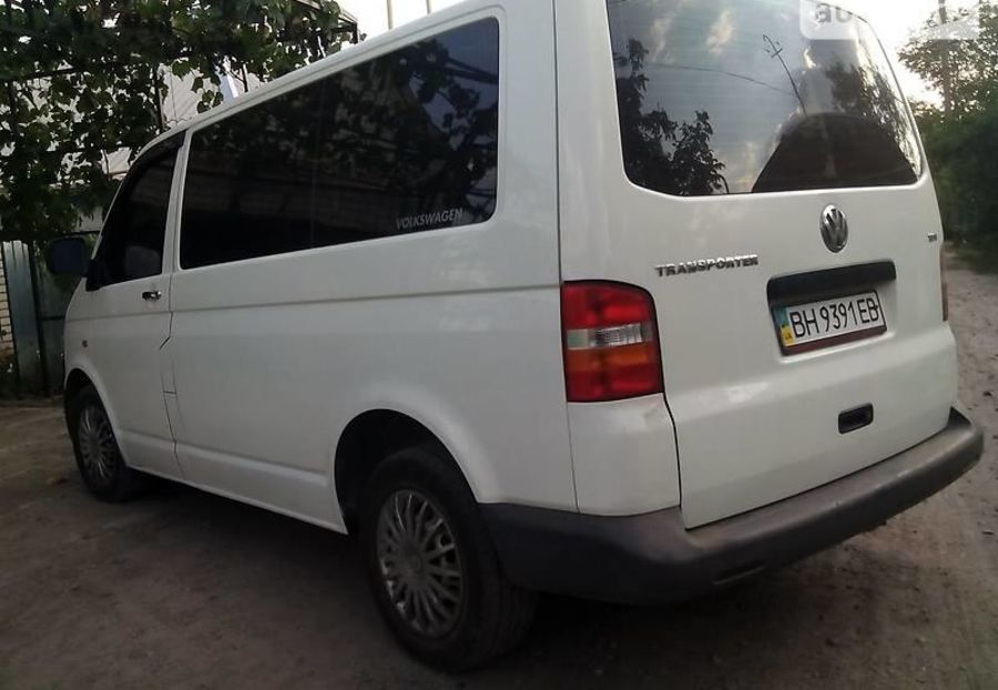 Продам Volkswagen T5 (Transporter) пасс. 2003 года в г. Любашевка, Одесская область