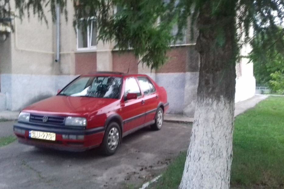Продам Volkswagen Vento 1993 года в г. Острог, Ровенская область