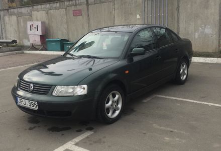 Продам Volkswagen Passat B5 2000 года в Киеве