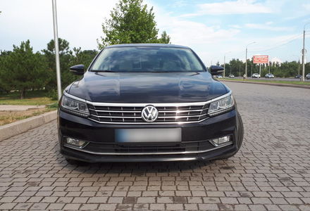 Продам Volkswagen Passat B8 SE Technology  2016 года в Запорожье