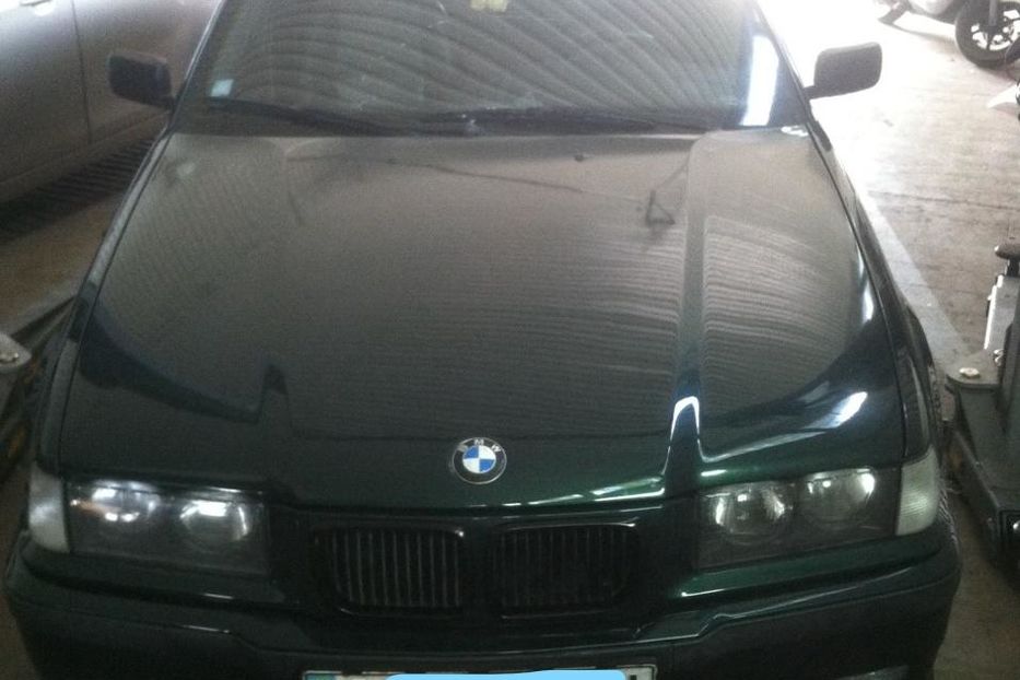 Продам BMW 323 1998 года в Киеве