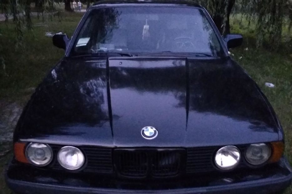 Продам BMW 524 1993 года в г. Заречное, Ровенская область