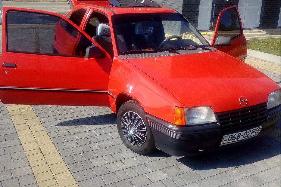 Продам Opel Kadett 1987 года в Ровно