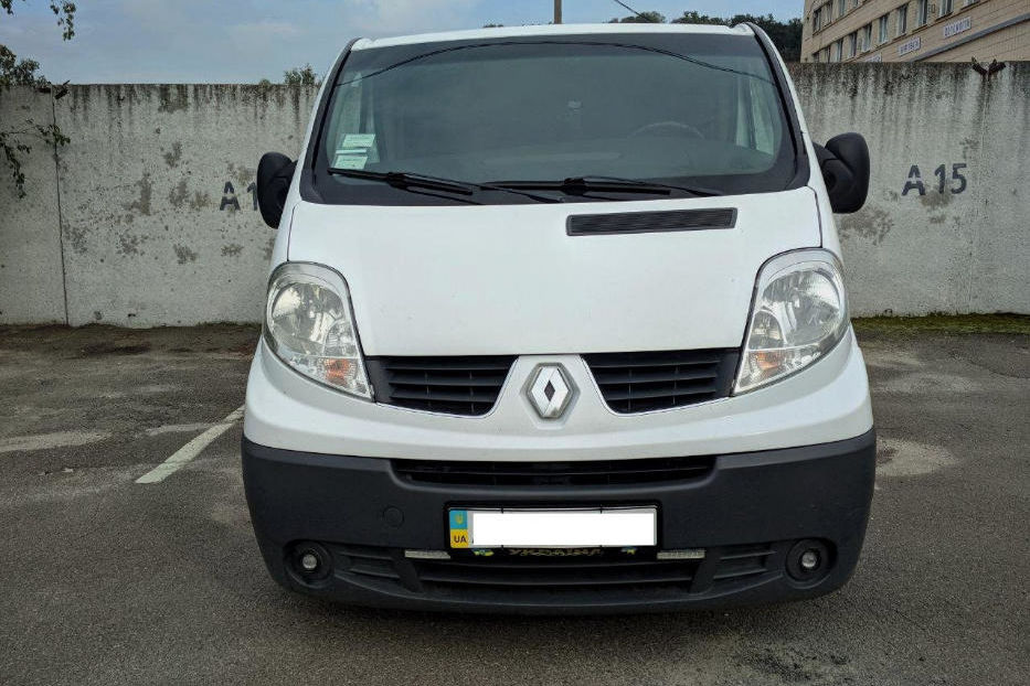 Продам Renault Trafic пасс. Long 2008 года в г. Обухов, Киевская область