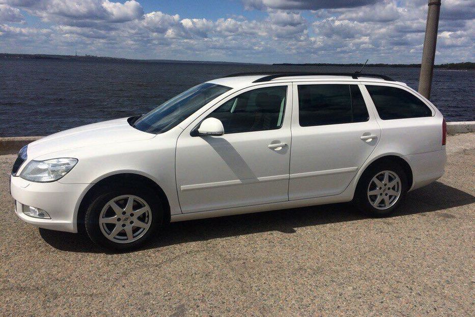 Продам Skoda Octavia A5 2011 года в Днепре