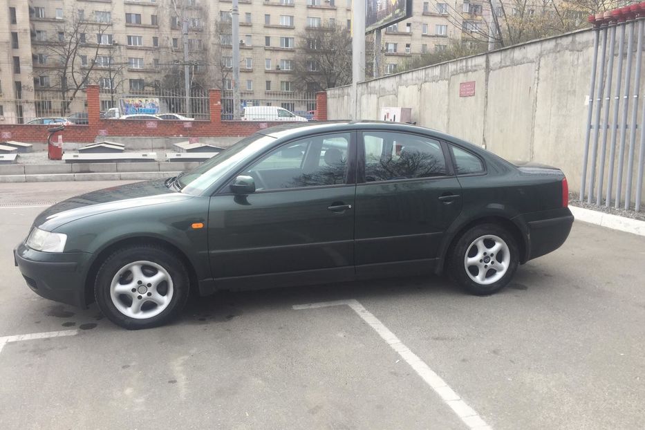 Продам Volkswagen Passat B5 2000 года в Киеве