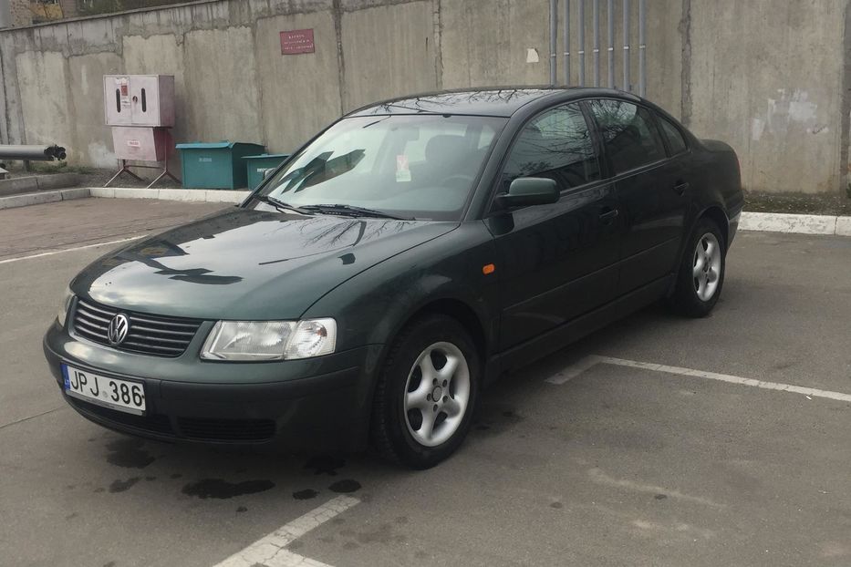 Продам Volkswagen Passat B5 2000 года в Киеве