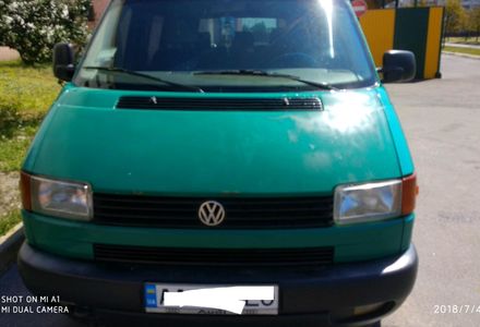 Продам Volkswagen T4 (Transporter) пасс. 2002 года в Киеве