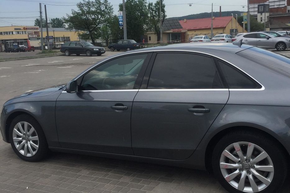 Продам Audi A4 2012 года в Львове