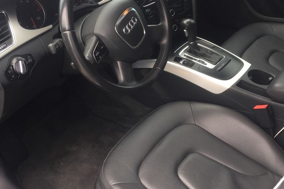 Продам Audi A4 2012 года в Львове