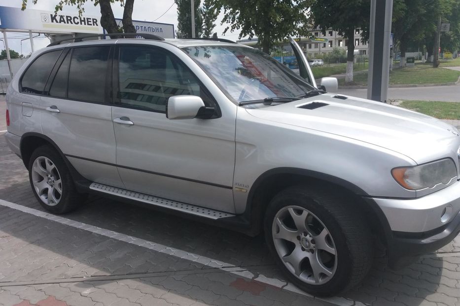 Продам BMW X5 2002 года в Луцке