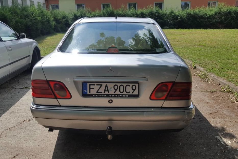 Продам Mercedes-Benz 210 1998 года в г. Каменец-Подольский, Хмельницкая область