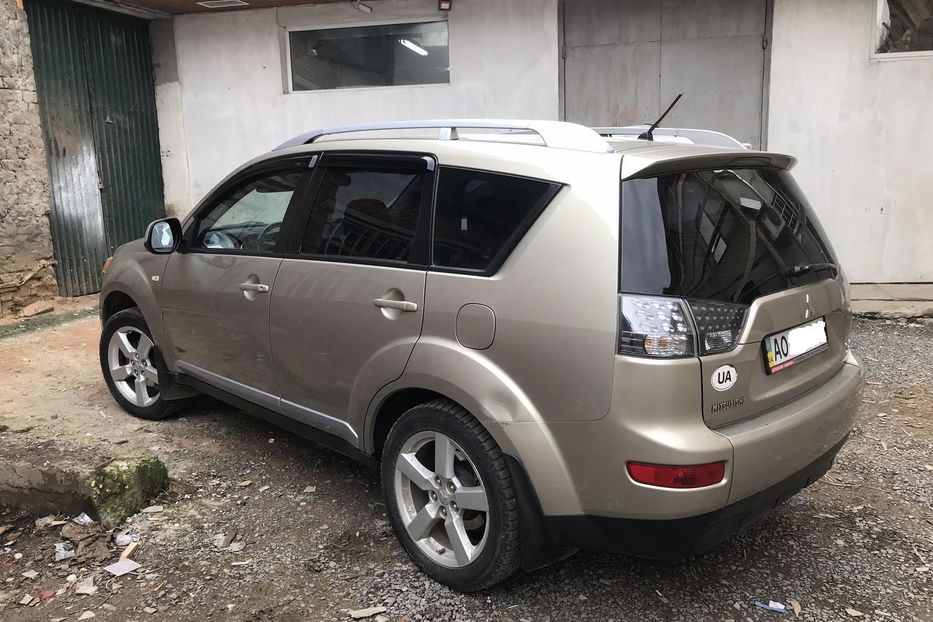 Продам Mitsubishi Outlander XL XL 2007 года в Ужгороде