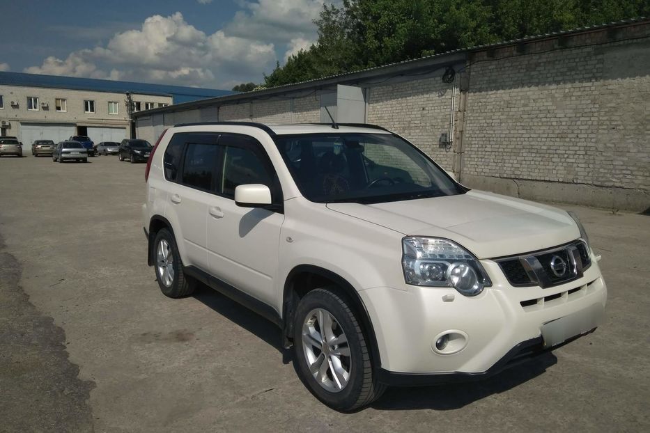 Продам Nissan X-Trail 2012 года в Харькове