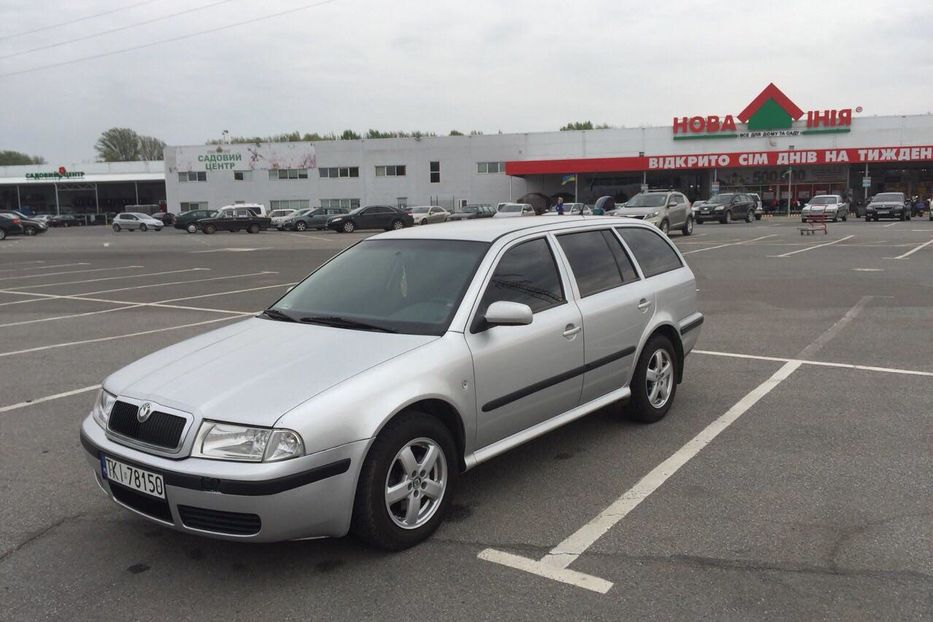 Продам Skoda Octavia Tour 2001 года в Харькове