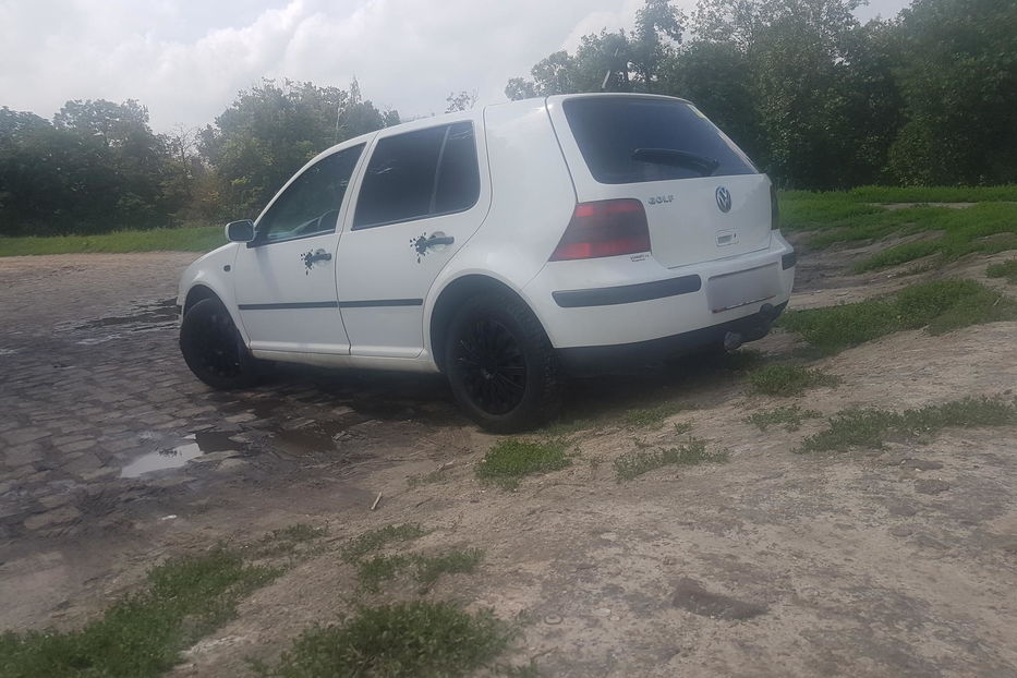 Продам Volkswagen Golf IV 1998 года в Киеве