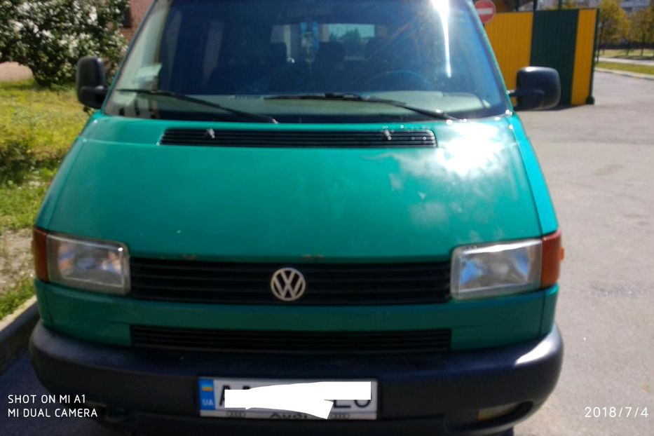 Продам Volkswagen T4 (Transporter) пасс. 2002 года в Киеве