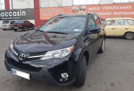 Продам Toyota Rav 4 limited 2016 года в Харькове