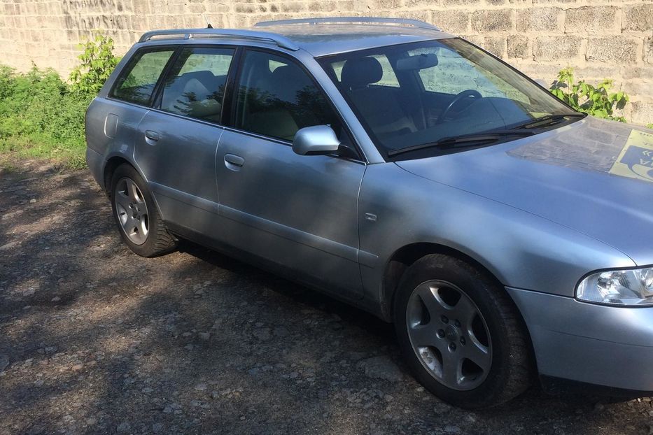 Продам Audi A4 Quattro  2000 года в Харькове