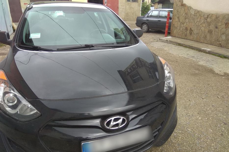 Продам Hyundai i30  Elantra GT 2013 года в Ивано-Франковске