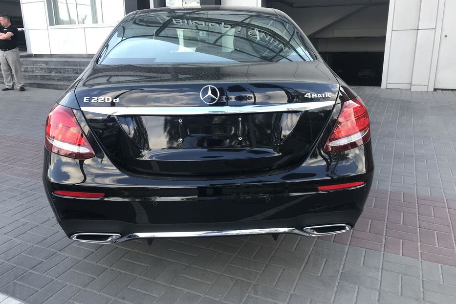 Продам Mercedes-Benz E-Class E220d 4Matic 2018 года в Днепре