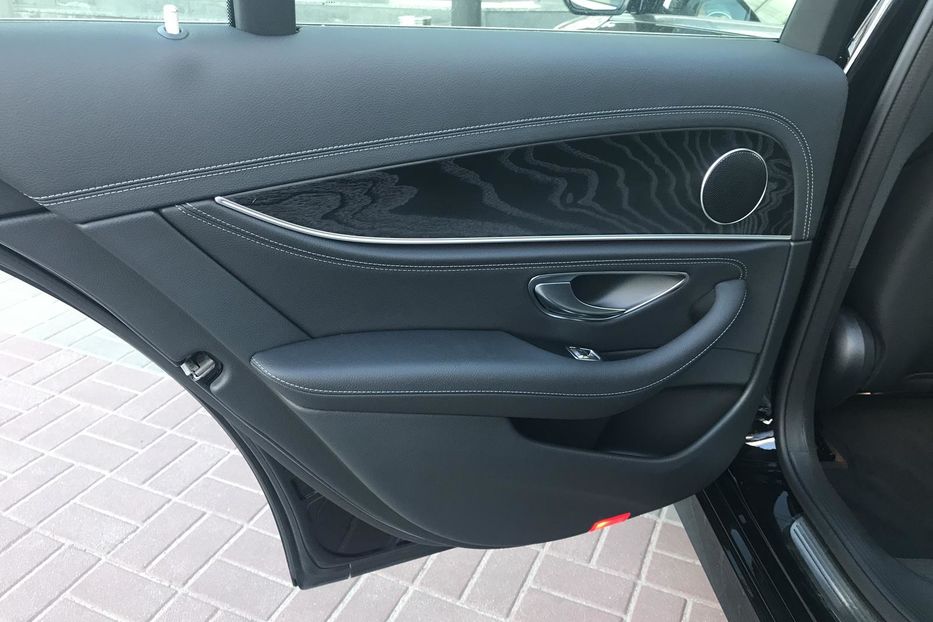 Продам Mercedes-Benz E-Class E220d 4Matic 2018 года в Днепре