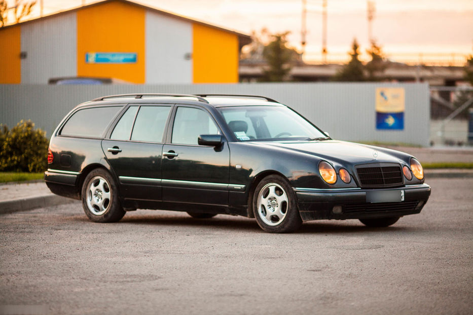 Продам Mercedes-Benz E-Class E290 1998 года в Ивано-Франковске