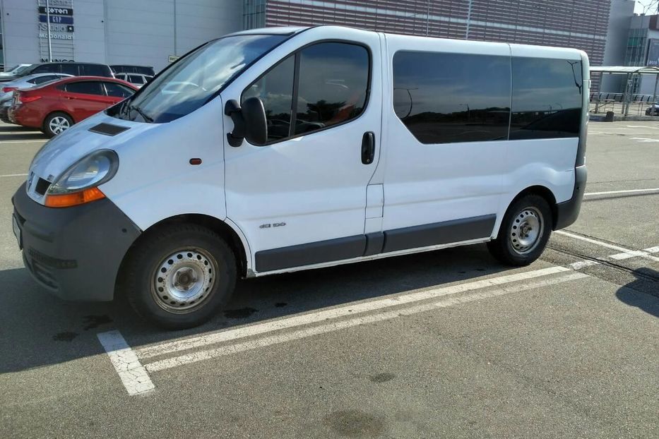 Продам Renault Trafic пасс. 2003 года в Киеве