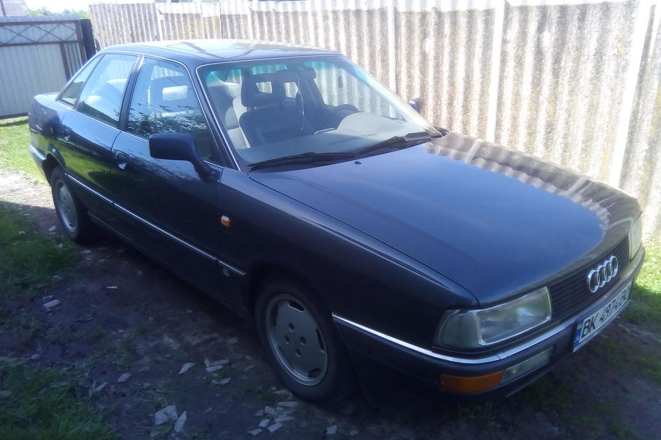 Продам Audi 90 1988 года в г. Дубровица, Ровенская область