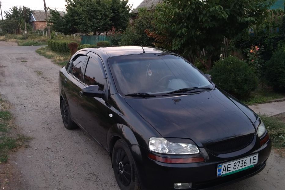 Продам Chevrolet Aveo Седан 2004 года в г. Никополь, Днепропетровская область