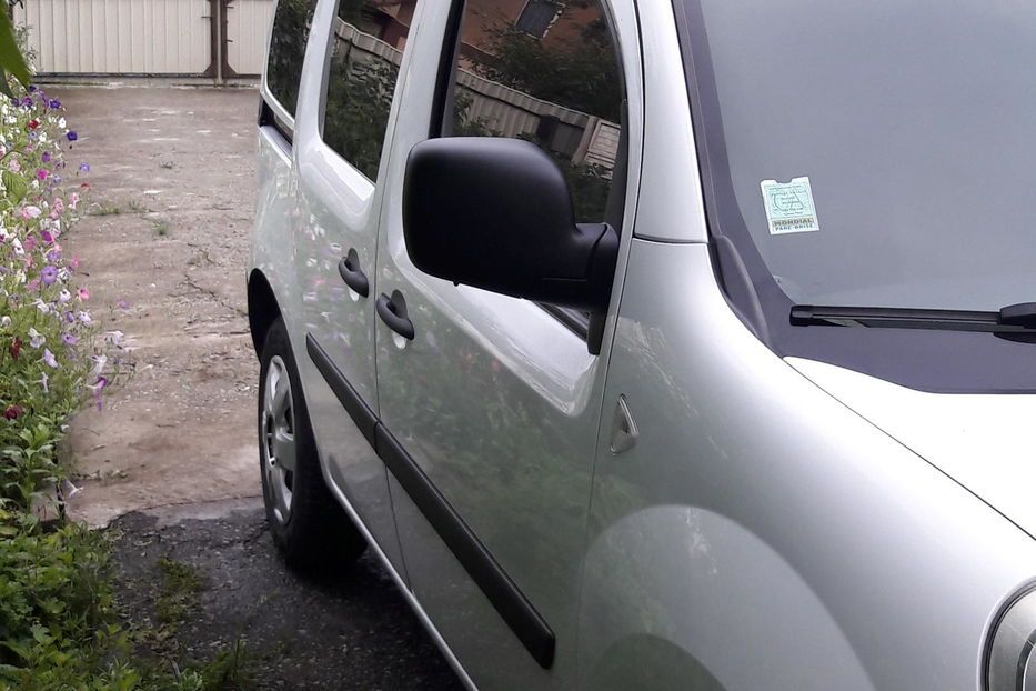 Продам Renault Kangoo пасс. 2008 года в Киеве