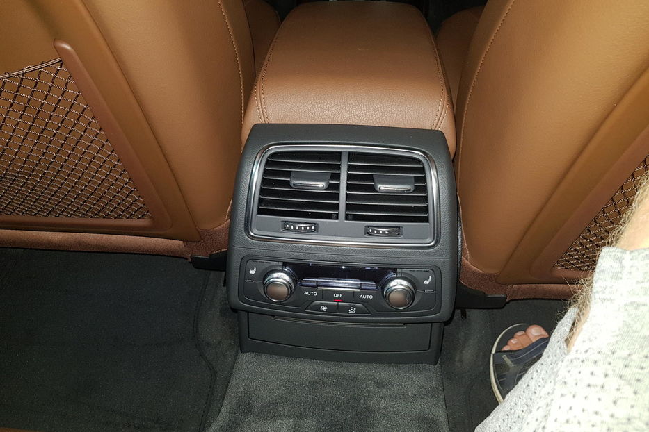 Продам Audi A6 2016 года в Одессе