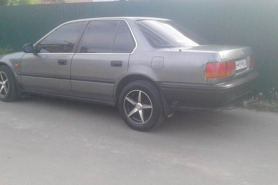 Продам Honda Accord 1992 года в Одессе
