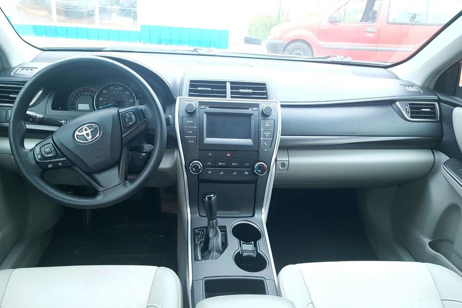 Продам Toyota Camry 2015 года в Житомире