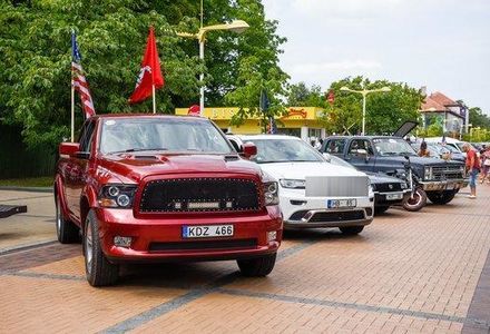 Продам Dodge RAM 1500 Sport 2011 года в Киеве