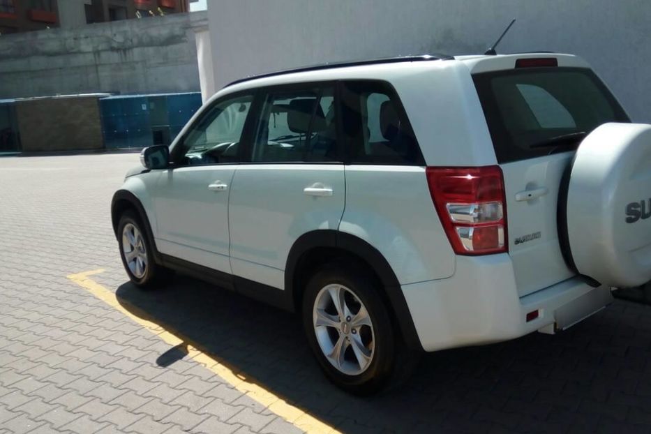 Продам Suzuki Grand Vitara New Vision  2012 года в Киеве