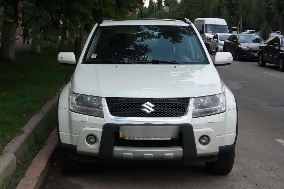 Продам Suzuki Grand Vitara New Vision  2012 года в Киеве
