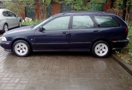 Продам Volvo V40 1999 года в Львове