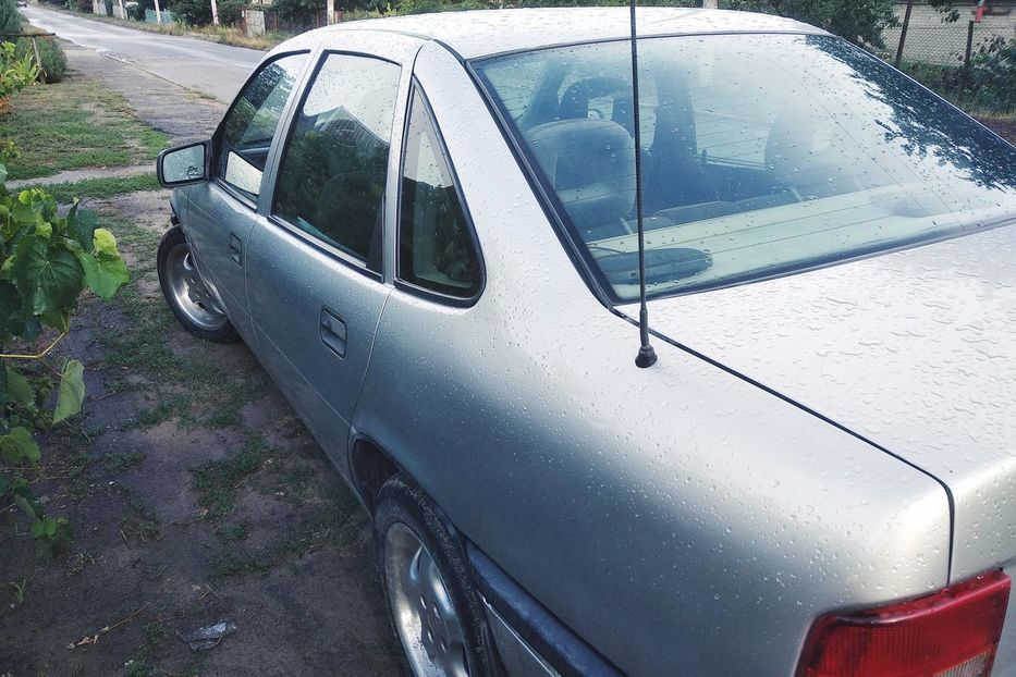 Продам Opel Vectra A 1988 года в Запорожье