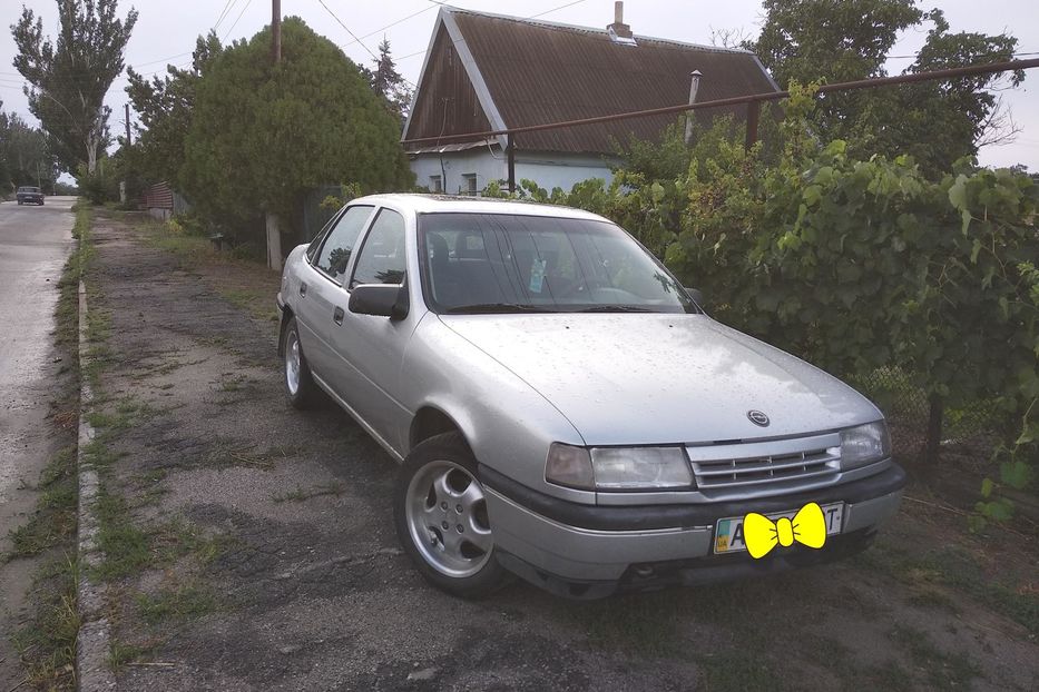 Продам Opel Vectra A 1988 года в Запорожье