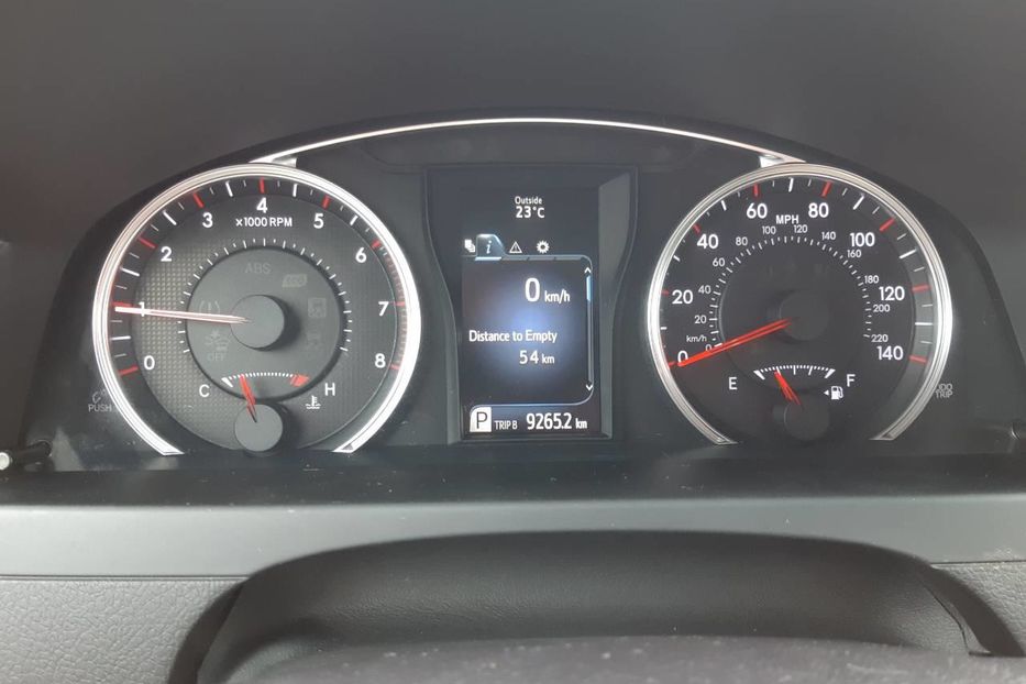 Продам Toyota Camry SE 2017 года в Киеве